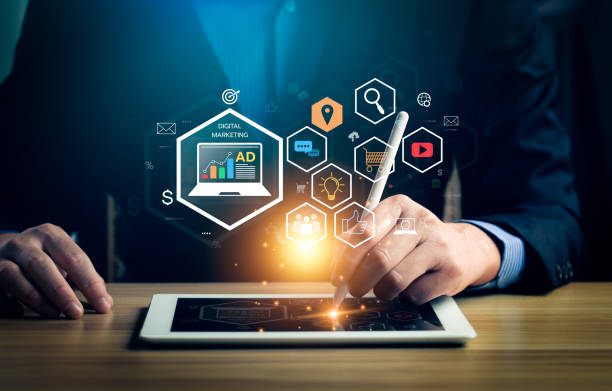 تکنیکهای بازاریابی آنلاین و تجارت الکترونیک در 2025 مفهوم بازاریابی آنلاین و فروش محصولات