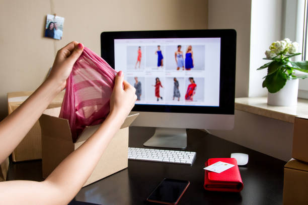 افزودن محصول لباس به فروشگاه آنلاین