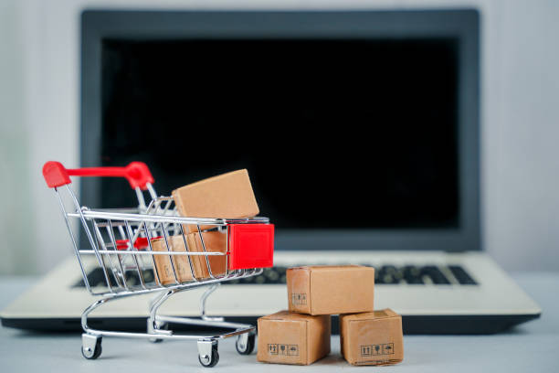 فرآیند خرید امن در فروشگاه آنلاین سبد خرید آنلاین و تحویل درب منزل