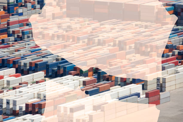 شبکههای جهانی و آینده تجارت الکترونیک تصویری انتزاعی از شبکههای جهانی و ارتباطات