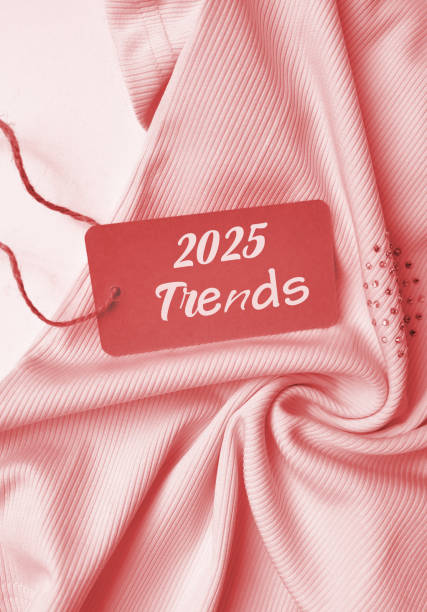 ترندهای بازاریابی مد 2025 و استراتژی دیجیتال مارکتینگ برای لباس شب