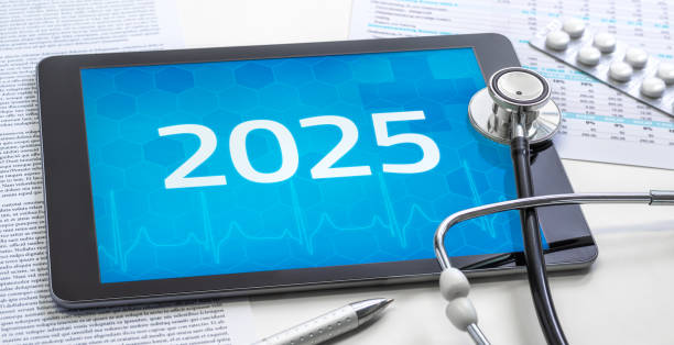 تحلیل دادهها در استراتژی دیجیتال برای تجهیزات پزشکی در سال 2025