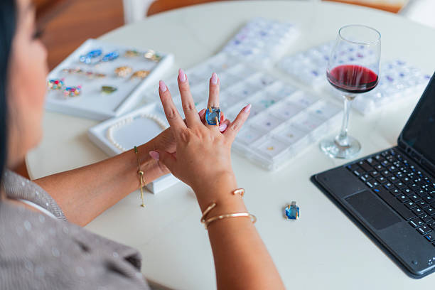 مشاوره آنلاین ویدیویی برای فروش طلا و جواهر و جذب مشتریان لوکس