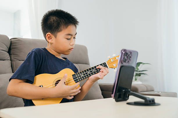 جذب هنرجو آنلاین برای آموزشگاه موسیقی در اندیشه با UX بهینه