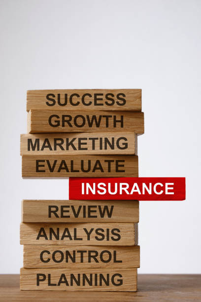 قیف فروش دیجیتال و استراتژی های مرحله به مرحله جذب مشتری برای شرکت های بیمه