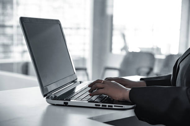 تجهیز هوشمند دفاتر با طراحی سایت B2B در اصفهان