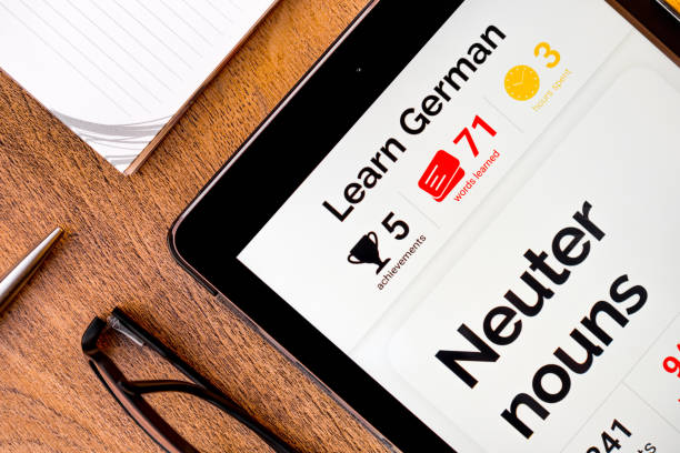 گیمیفیکیشن در پلتفرمهای آموزشی زبان برای افزایش وفاداری دانشجو