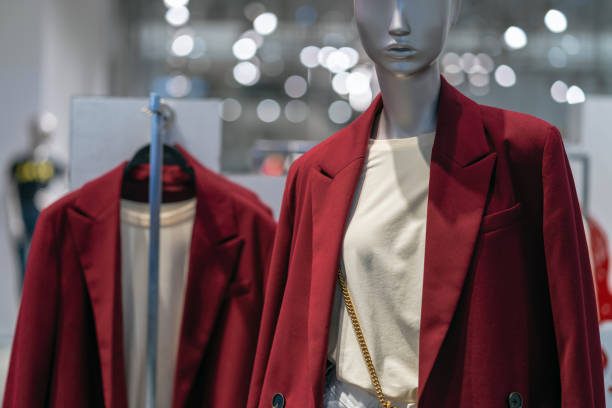 افزایش فروش حضوری در بوتیک لباس زنانه از طریق جذب مشتریان محلی با سئو