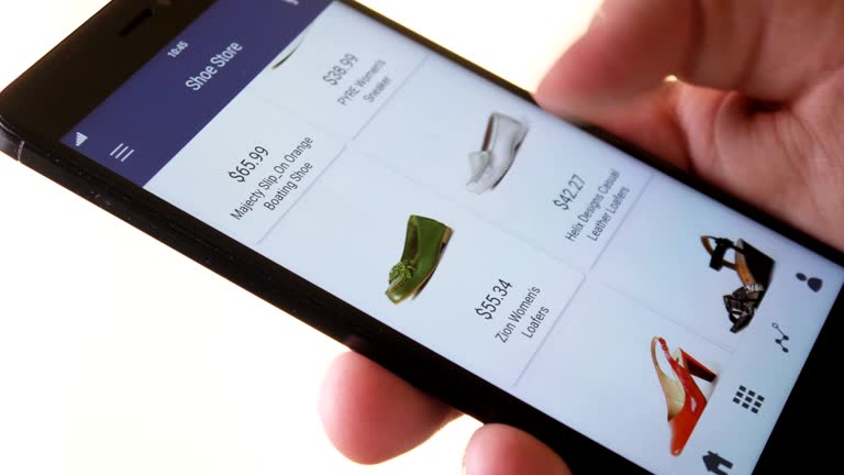 تجربه خرید آنلاین کفش چرم از طریق موبایل بهینه شده برای Core Web Vitals