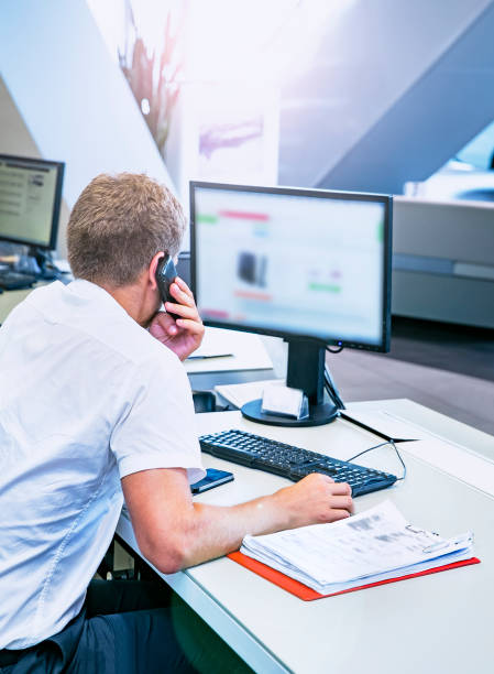 استراتژی دیجیتال مارکتینگ صنعت مد و افزایش فروش B2B با پینو سایت