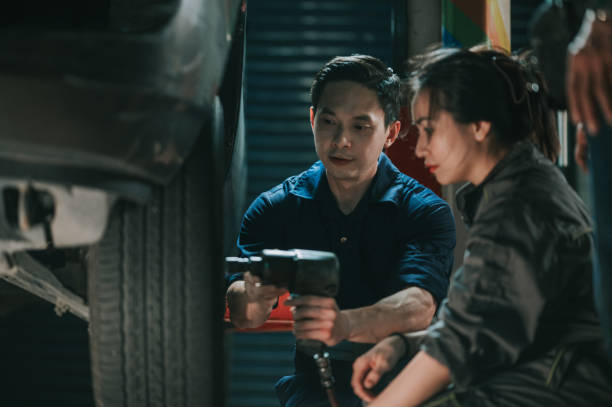 تحول آموزش فنیحرفهای با استفاده از پلتفرم آموزش آنلاین LMS و واقعیت مجازی