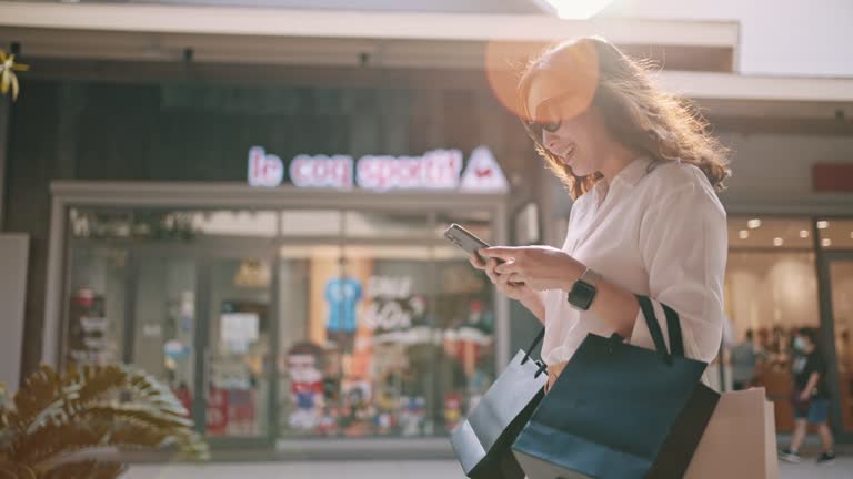 مشتریان راضی از خرید آنلاین لباس و موفقیت در ساخت برند لباس در ایران