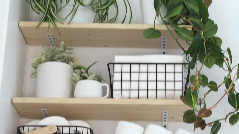 طراحی وبسایت فروشگاهی برای محصولات آرایشی و بهداشتی در کنار اپلیکیشن رزرو سالن زیبایی
