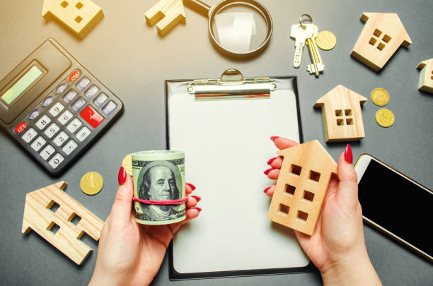 استراتژی بازاریابی دیجیتال برای پیش فروش آنلاین املاک و مدیریت ریسک