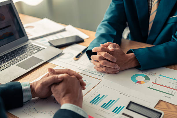 استراتژی آنلاین سرمایهگذاری و بازاریابی دیجیتال مالی برای مشاوران