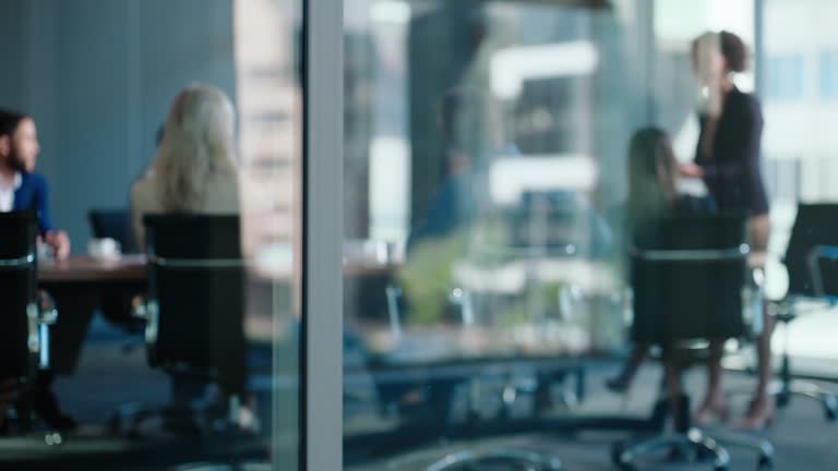 ایجاد جامعه مجازی برای بازاریابی آموزشگاه زبان و تعامل با هنرجویان