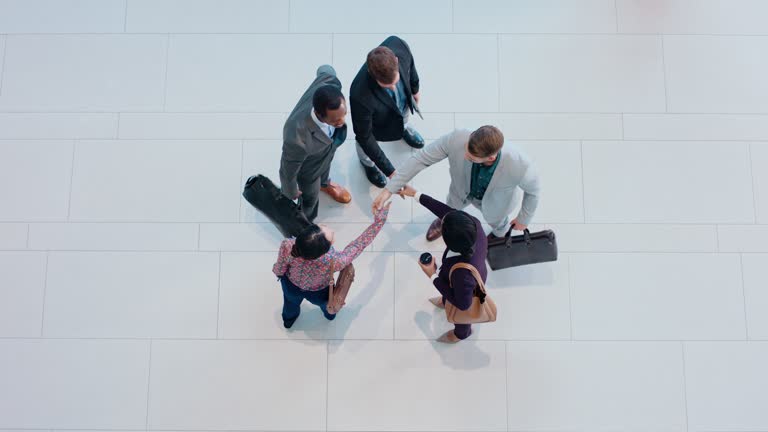 جذب مشتری شرکتی با استراتژی بازاریابی B2B در پردیس