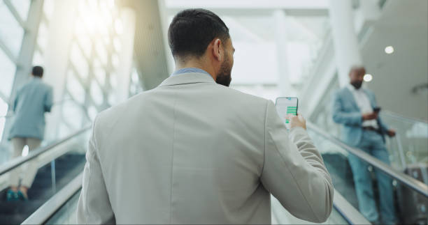 تجربه کاربری موبایل برای سیستم رزرو آنلاین هتل