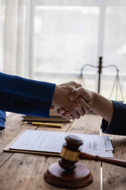 بازاریابی محتوایی حقوقی برای جذب موکل در مهاباد