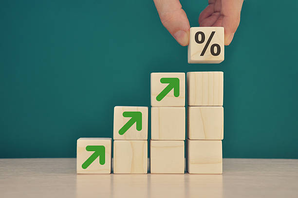 نمودار افزایش فروش با بهینهسازی تجربه کاربری افزایش نرخ تبدیل رزرو تور آنلاین