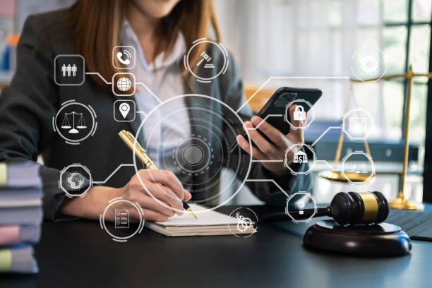 تجربه کاربری دفاتر حقوقی و تکنولوژی حقوقی مدرن