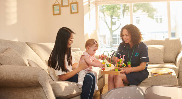 اعتماد والدین شاغل به خدمات پرستاری کودک