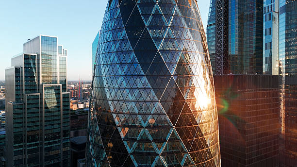 بازاریابی دیجیتال برای پروژه‌های انبوه‌سازی در پردیس