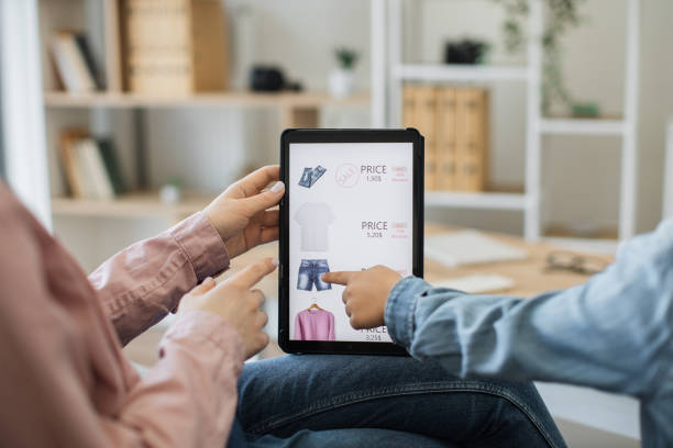 طراحی وبسایت فروشگاهی برای فروش مستقیم پوشاک و لباس