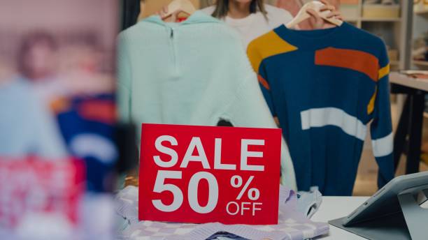 فروش مستقیم لباس آنلاین از طریق لایو استریم و بازاریابی دیجیتال برای طراحان