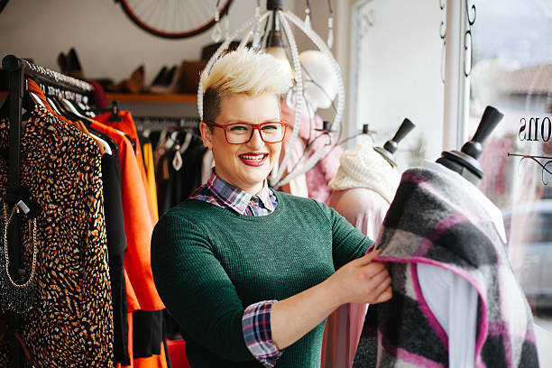 دیجیتال مارکتینگ طراح لباس در رشت با وبسایت فروشگاهی حرفهای