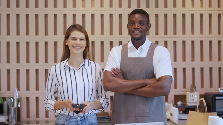 بهینهسازی تجربه کاربری (UX) برای مشتریان خدمات مالی و مشاوره سرمایهگذاری