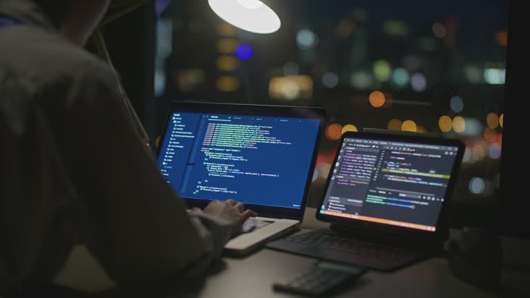 مراحل بازطراحی و توسعه وبسایت در پینو سایت