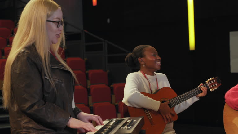 آموزشگاه موسیقی شیراز در صحنه جهانی