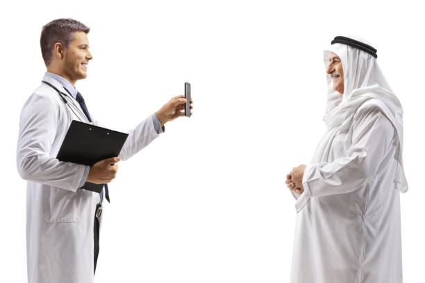 مشاوره آنلاین پزشک شیرازی با بیمار عرب از طریق وبسایت پزشکی دوزبانه پینو سایت