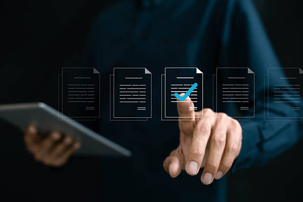 مدیریت اسناد و اتوماسیون فرآیندها با CRM سفارشی برای وکلای حقوقی و استارتاپی
