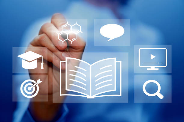 توسعه پلتفرم آموزش آنلاین دانشگاهی با فناوری‌های نوین و سئو محتوایی