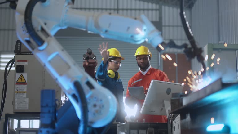 اتوماسیون صنعتی خودرو با نرم افزار مدیریتی