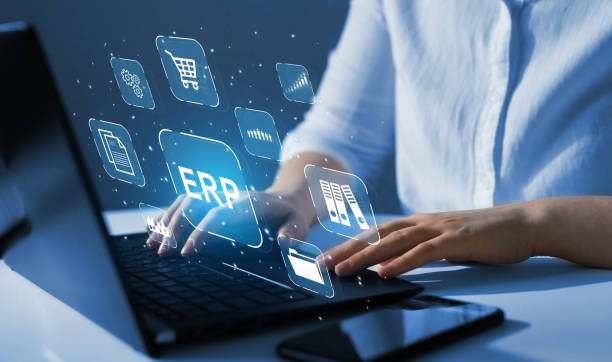 مدیریت فروش عمده با استفاده از CRM سفارشی و پلتفرم B2B یکپارچه