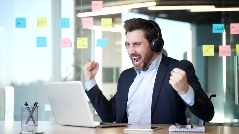 اعتمادسازی سرمایه گذار از طریق تجربه کاربری موفق در سایت بورس