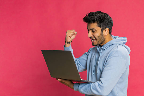 موفقیت در جذب کاربر با استراتژی بازاریابی دیجیتال بازی