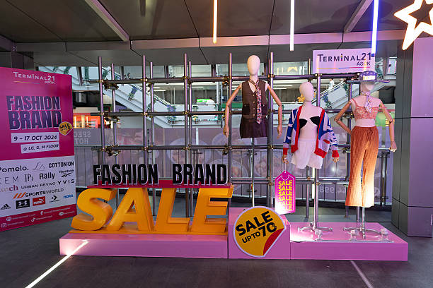 نصب جذاب برای فروش برند مد