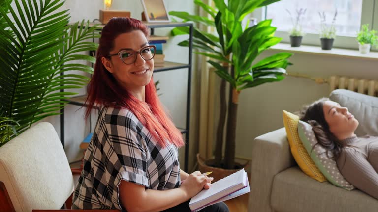 مشاوره تخصصی آنلاین توسط روانشناس معتبر در فردیس