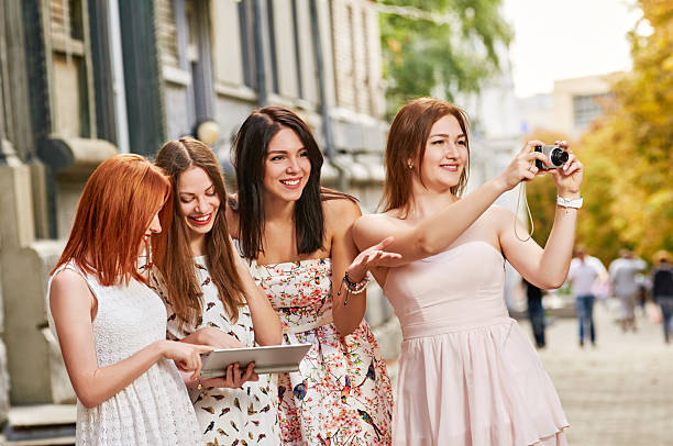 استراتژی دیجیتال مارکتینگ مدرن برای مزون لباس مجلسی