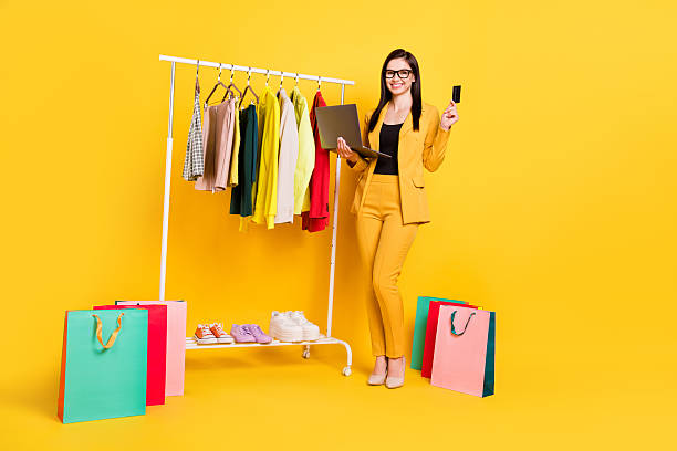 طراحی سایت فروشگاهی لباس مجلسی با تجربه خرید لوکس و متمایز