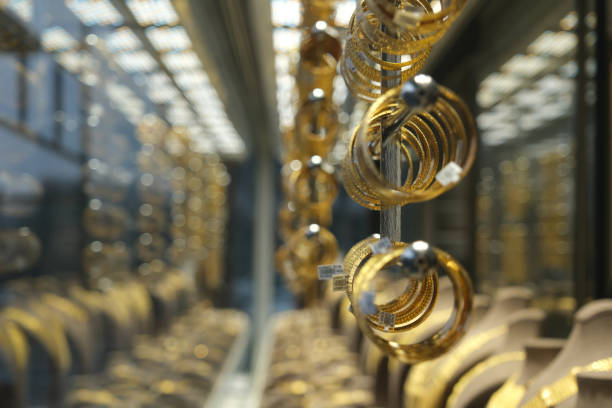 نمایش جذاب عکس طلا و جواهرات دست ساز عکاسی حرفه ای از طلای دست ساز در سایت وردپرسی