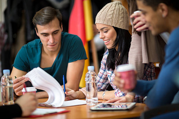 افزایش ثبت نام آموزشگاه زبان از طریق کمپین های هدفمند