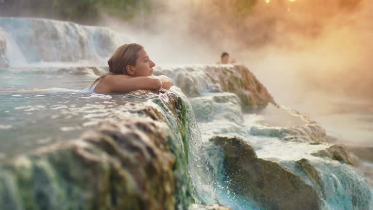 بازاریابی محتوا و جذب توریست سلامت برای اسپاهای درمانی در اردبیل