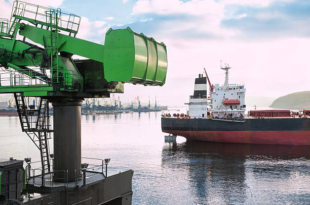 توسعه PWA برای تأمینکنندگان تجهیزات کشتی در بندرعباس