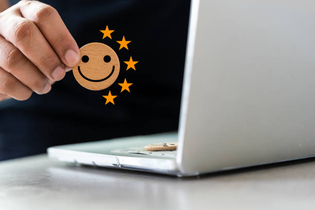 مفهوم رضایت مشتریان آنلاین و ایجاد تجربه مثبت در بهبود تجربه کاربری رستوران