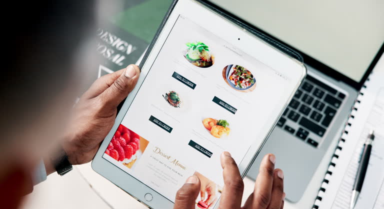 تجربه کاربری بهینه در طراحی سایت تغذیه برای رزرو آنلاین و مشاهده خدمات